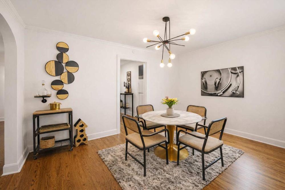 Stylish Louisville Apt Near Downtown & Parking